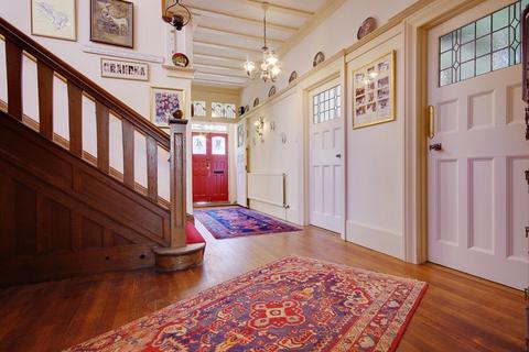 14 Talbot Avenue, Bournemouth, BH3 7HX
