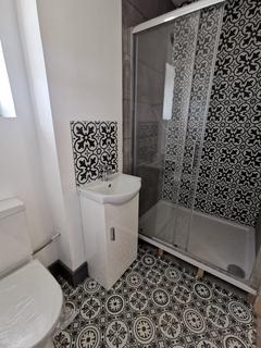 6 bedroom house to rent, Eaton Crescent, Uplands, Swansea