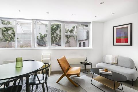 undefined, Sandy’s Row, Spitalfields, London, E1