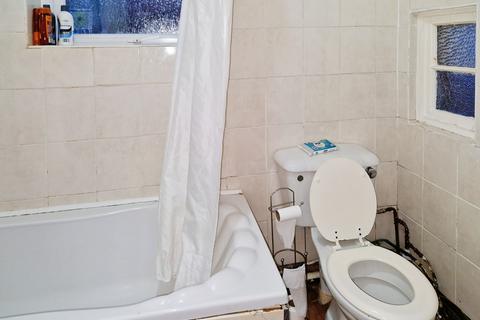 2 bedroom terraced house for sale, Beckett Road, Doncaster