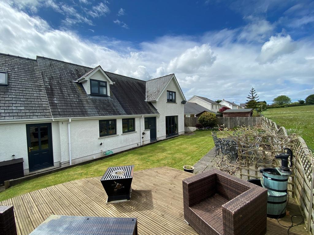 Coed y Bryn, Llandysul, SA44 4 bed detached house for sale £419,950