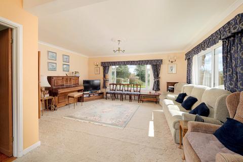 4 bedroom detached house for sale, Stelling Minnis, Canterbury, CT4
