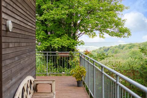 Hillside Holly Hill, Meopham, Gravesend, DA13 0UB