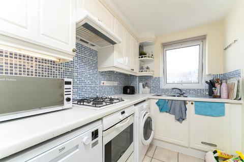 2 bedroom flat to rent, Collingwood Court, The Strand, Brighton, BN2