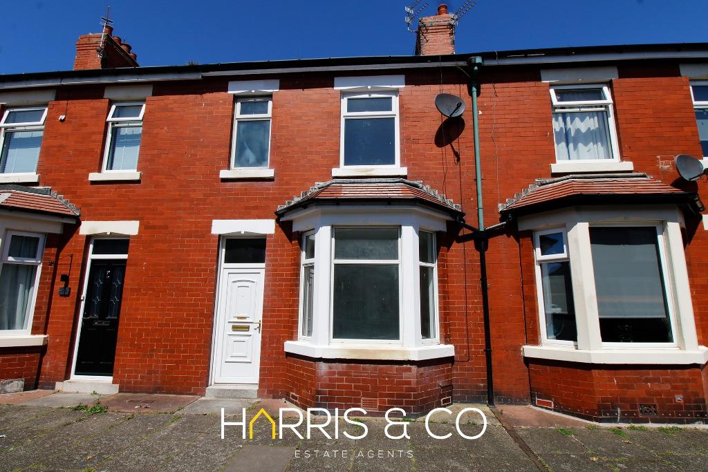 Belmont Road, Fleetwood, FY7 3 bed terraced house for sale £105,000
