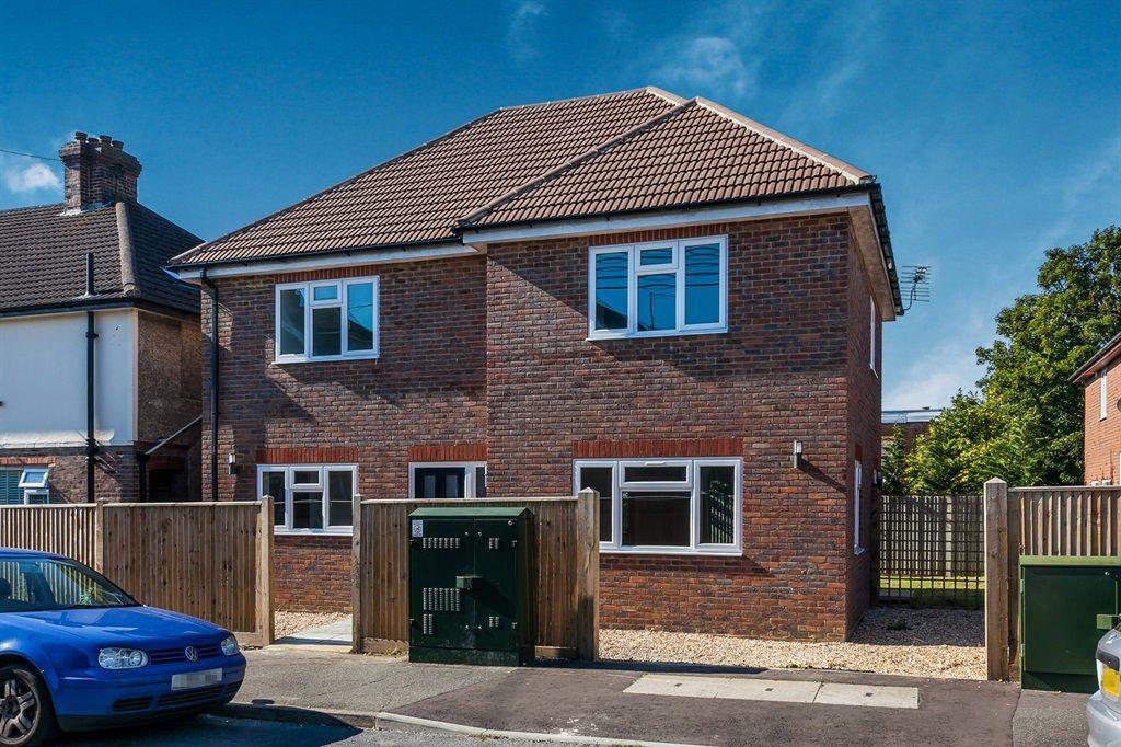 Western Road, Haywards Heath, West Sussex, RH16 5 bed detached house