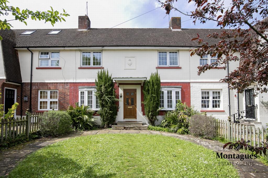 Regent Road, Epping, CM16 3 bed house for sale £625,000