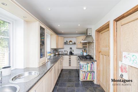 7 Regent Road, Epping, CM16 5DL