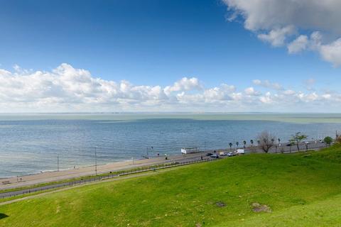 2 bedroom apartment for sale, Westcliff Parade, Westcliff-on-Sea, Essex, SS0