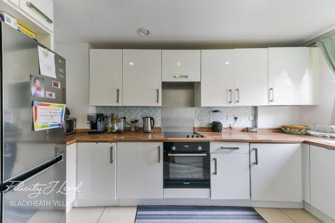 4 bedroom terraced house for sale, Boyd Way, London