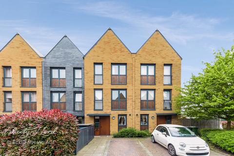 4 bedroom terraced house for sale, Boyd Way, London