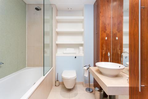 1 bedroom apartment to rent, Fairmont Avenue, London, E14