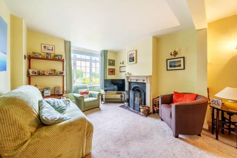 19 Titian Avenue, Bushey Heath, Bushey, WD23 4GB
