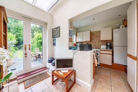 19 Titian Avenue, Bushey Heath, Bushey, WD23 4GB
