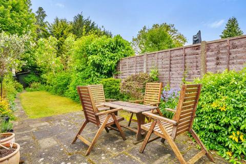 19 Titian Avenue, Bushey Heath, Bushey, WD23 4GB