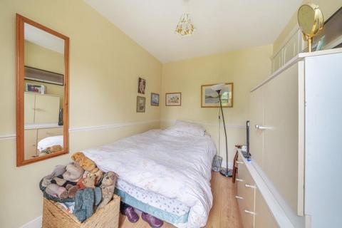 19 Titian Avenue, Bushey Heath, Bushey, WD23 4GB