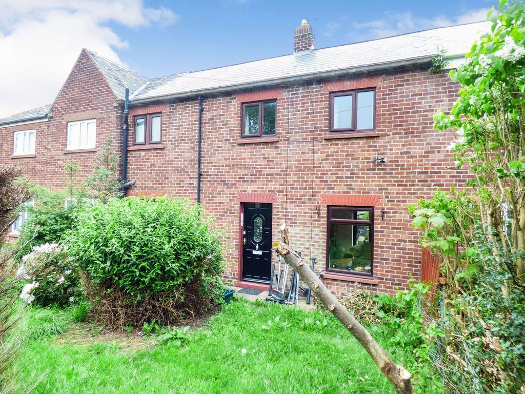 Derby Drive, Moorside, Consett... 3 bed terraced house £75,000
