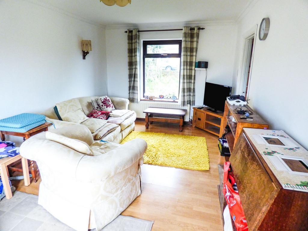 Derby Drive, Moorside, Consett... 3 bed terraced house £75,000