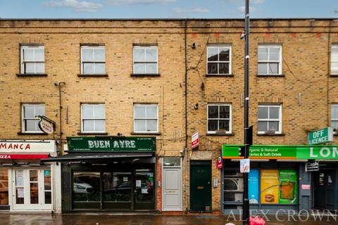 2 bedroom flat to rent, Broadway Market, London Fields