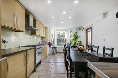 15 Mildenhall Road, London, E5 0RT