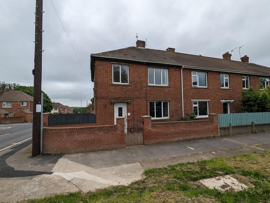 Mendip Avenue, Chester Le Street, DH2 3 bed end of terrace house for