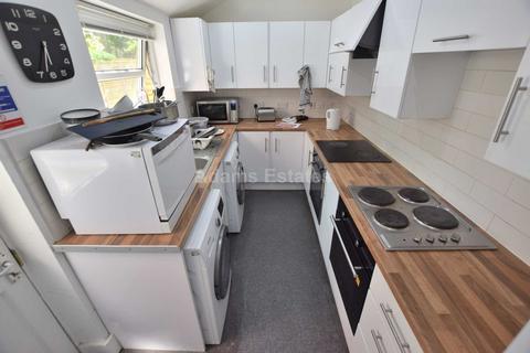 6 bedroom terraced house to rent - Kings Road, Reading