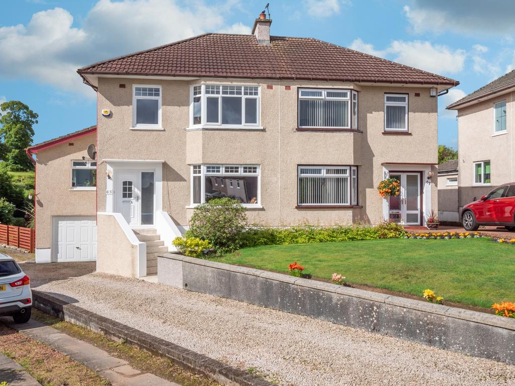 Craighlaw Avenue, Waterfoot, East Renfrewshire, G76 0EX 4 bed semi