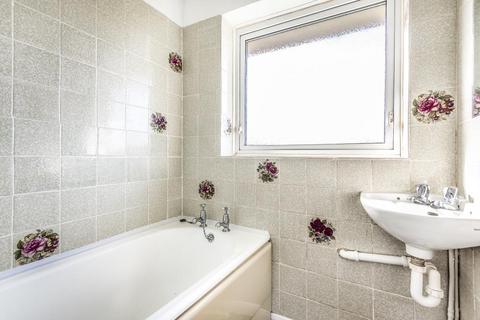 11 Saunders Close, Watlington, OX49 5QY