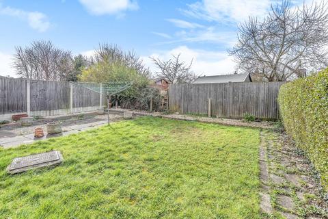 11 Saunders Close, Watlington, OX49 5QY