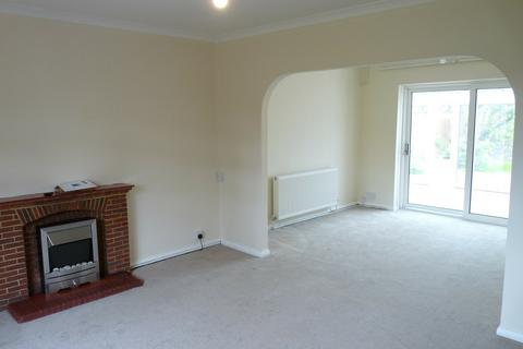 4 bedroom bungalow to rent, Edenbridge, Kent, TN8