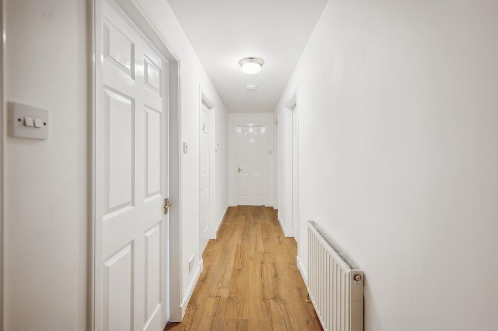Smiddy View, Cambusbarron, Stirling, FK7 9NR 2 bed apartment for sale
