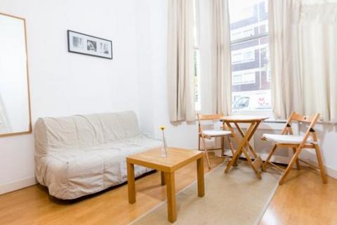 Studio to rent, Fairholme Road, West Kensington, London, W14