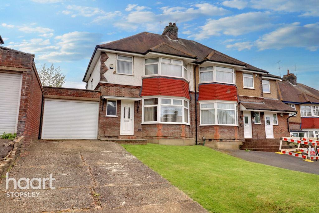 Crawley Green Road, St Annes 3 bed semidetached house for sale £365,000