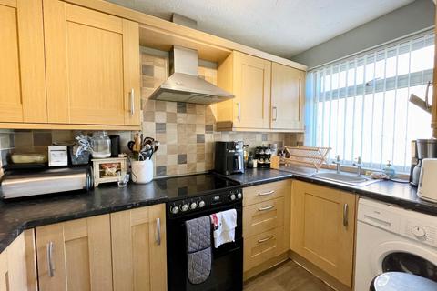 2 bedroom terraced house for sale - Briar Mead, Yatton