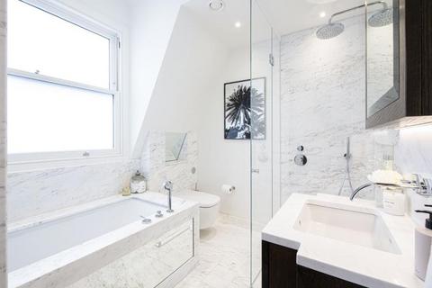 3 bedroom apartment to rent, Prince of Wales Terrace, Kensington, W8
