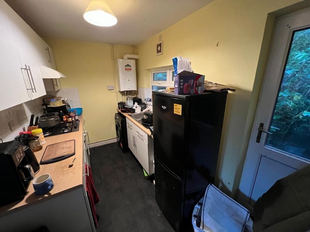 Parsons Row Blaina Blaina 2 bed terraced house for sale £59,995