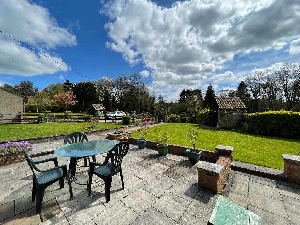 Downside Road, Backwell 3 bed detached house £685,000