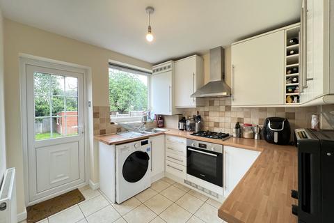 18 Brookside, Ilford, IG6 2TD