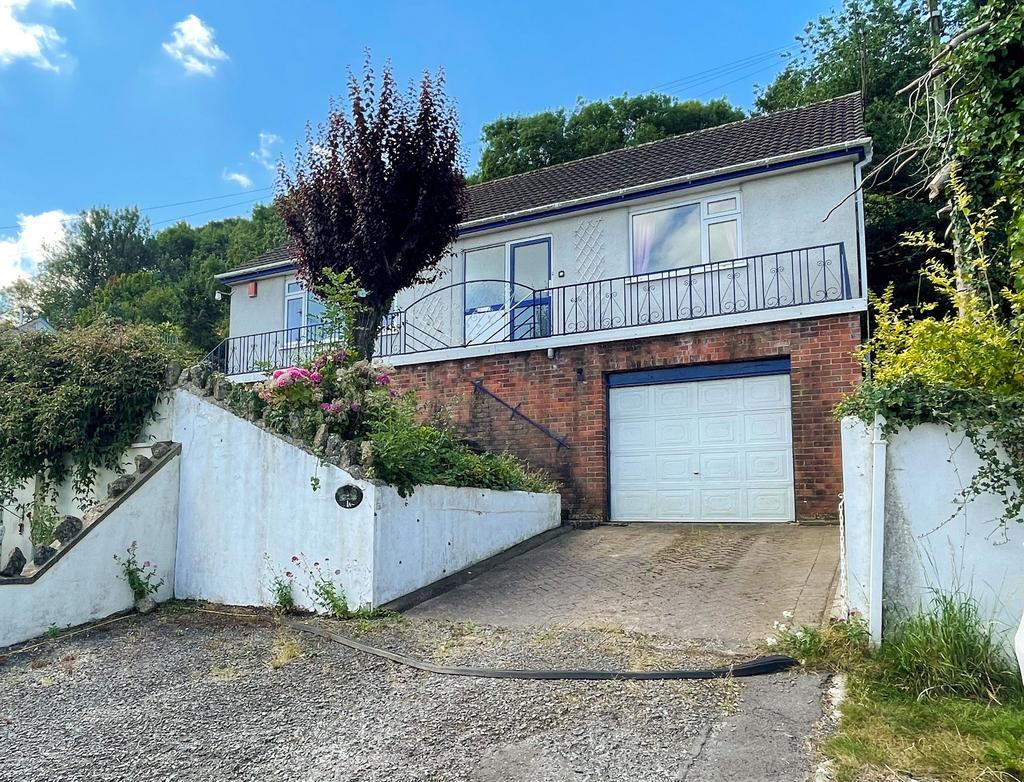 High Street, Banwell 2 bed detached bungalow for sale £300,000