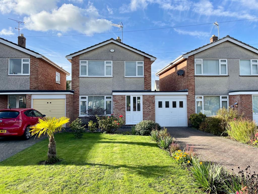Park Road, Congresbury 3 bed link detached house £400,000