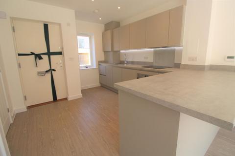 2 bedroom terraced house to rent - Currant Road, Harlow
