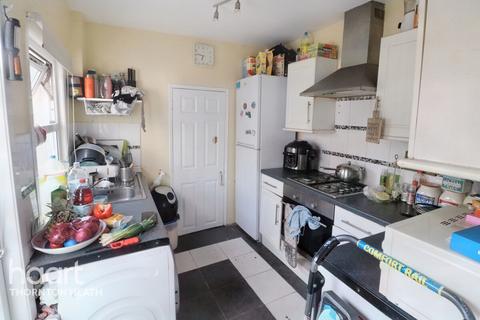 393 Whitehorse Road, Thornton Heath, CR7 8SD