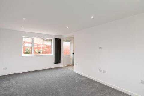 3 bedroom terraced house for sale - Weavers Way, Dover, CT16