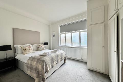 2 bedroom apartment to rent, Park Road, St Johns Wood
