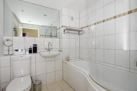 2 bedroom flat for sale, Marston Ferry Road, Summertown, North Oxford, OX2