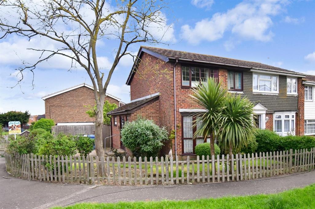 Emerald View, Warden Bay, Sheerness, Kent 3 bed semidetached house for
