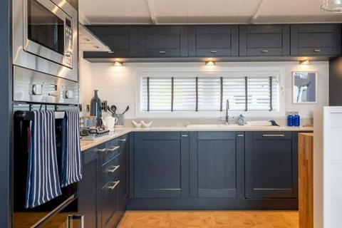 undefined, NEW Two Bed Prestige Hampton (42x22) Bowland Escapes, Preston PR3