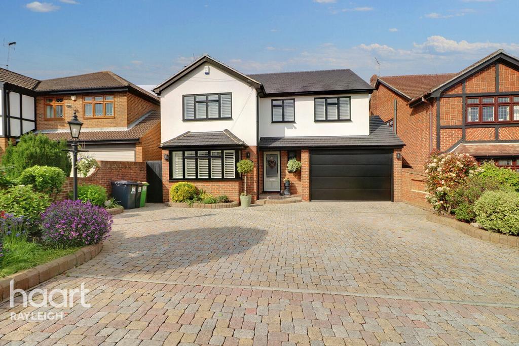 Sandhill Road, LeighOnSea 4 bed detached house £800,000