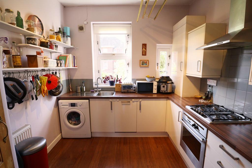 Kitchen 1