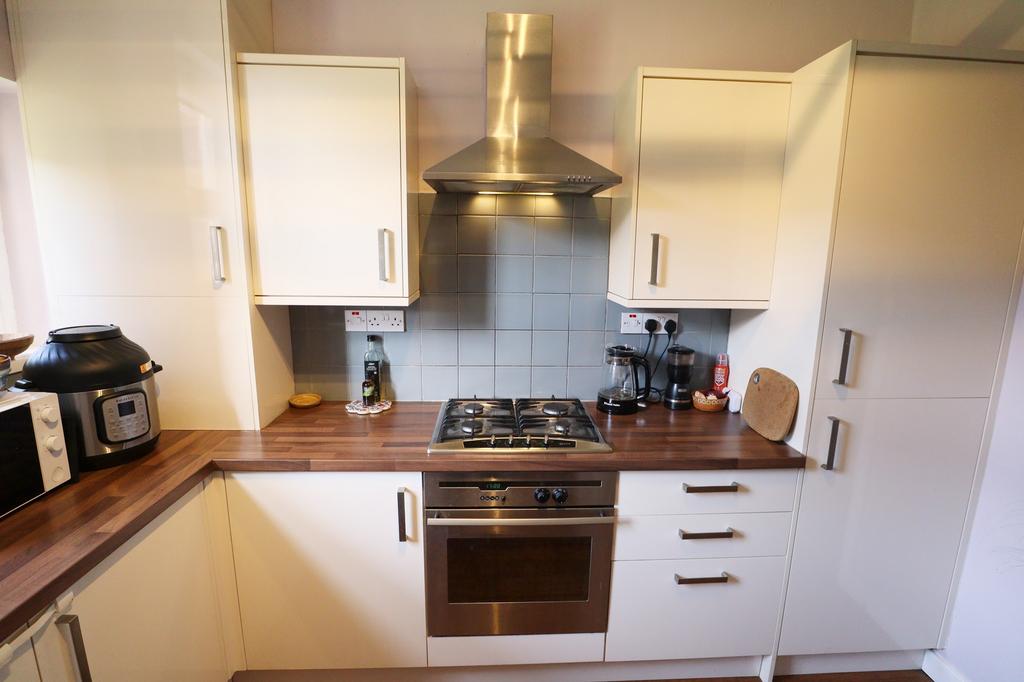 Kitchen 2